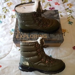 The North Face Women's Thermoball Lace ll